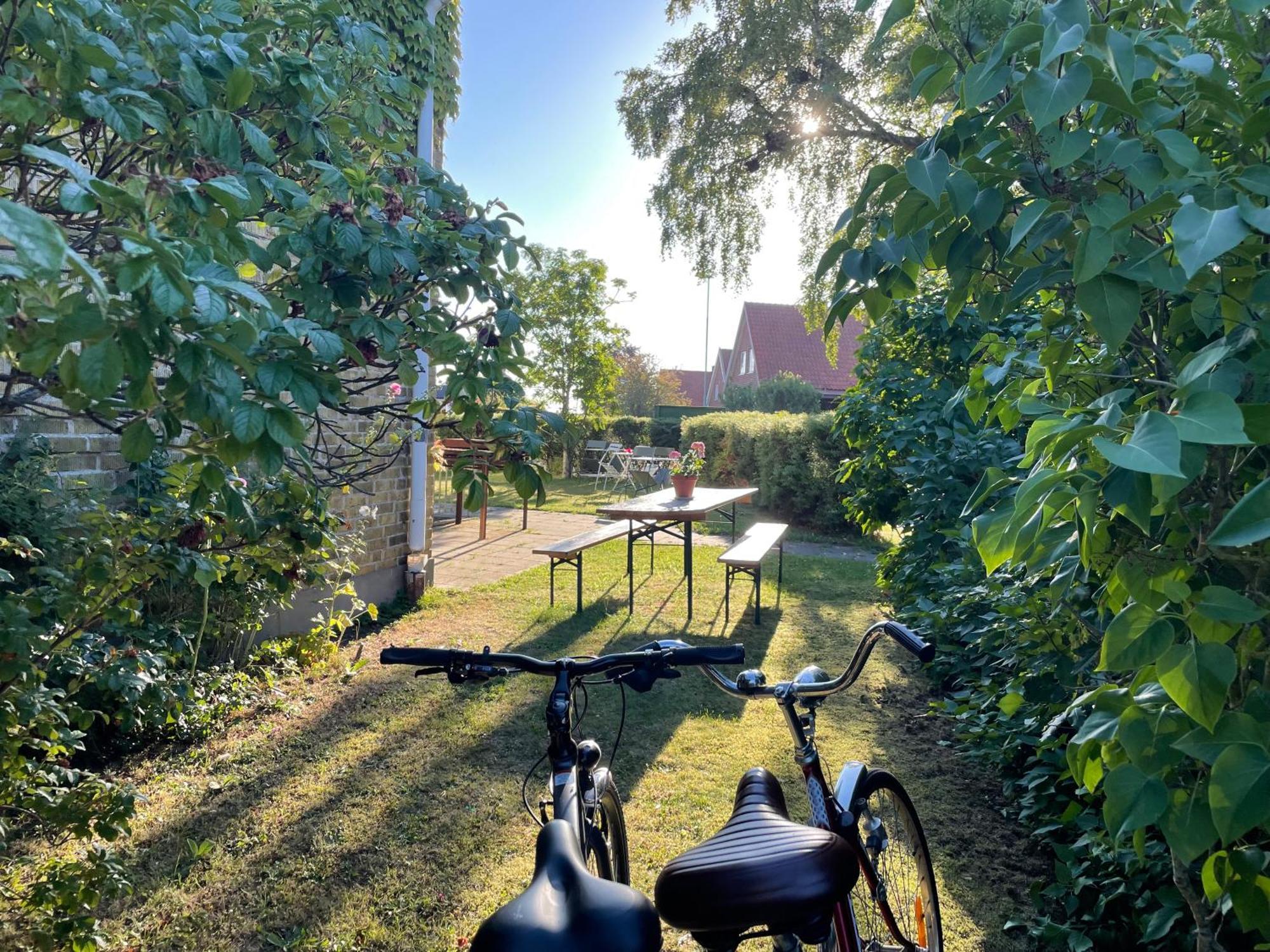 Hemmet Simrishamns Vandrarhem Och B&B Экстерьер фото