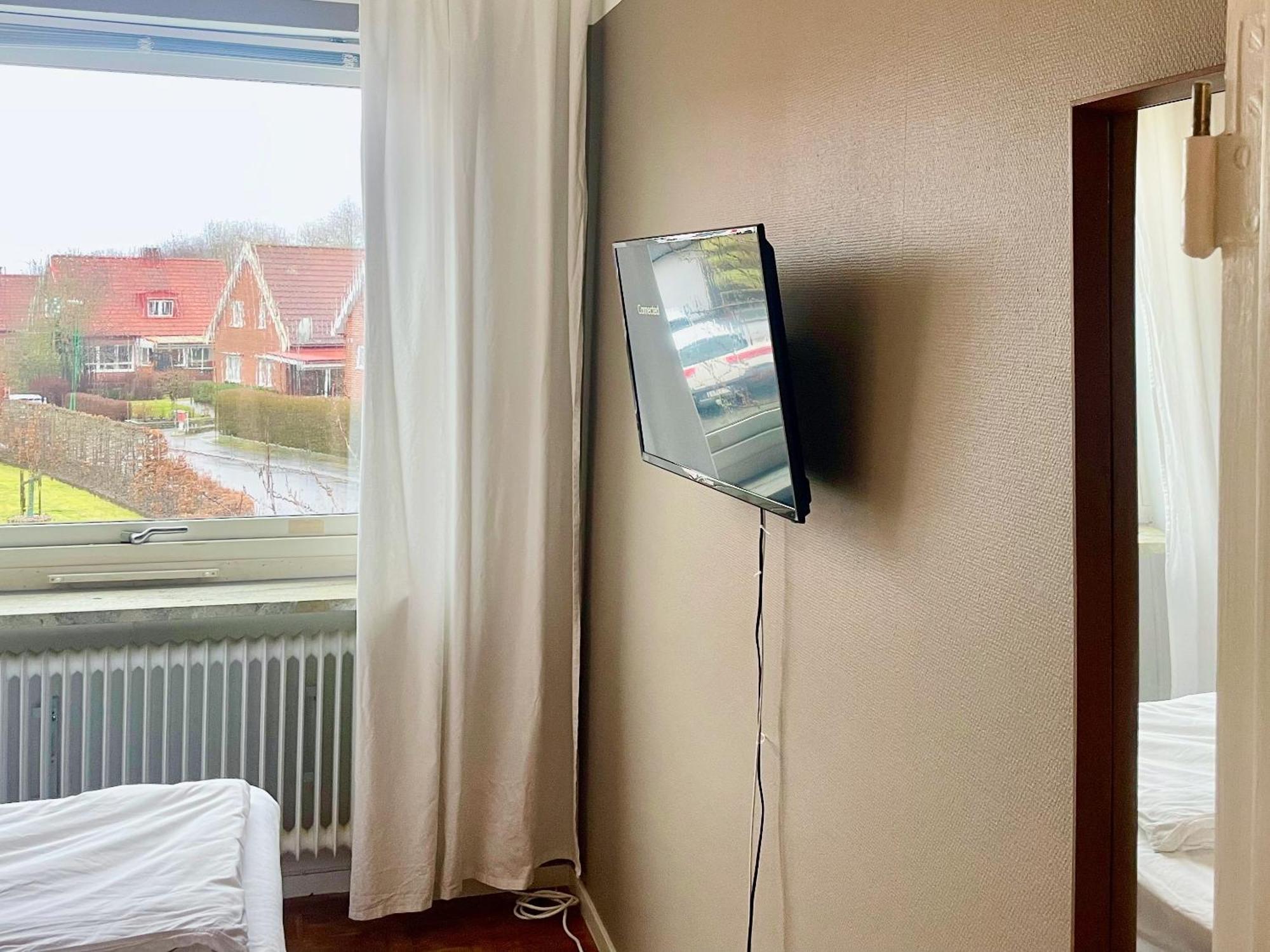 Hemmet Simrishamns Vandrarhem Och B&B Экстерьер фото
